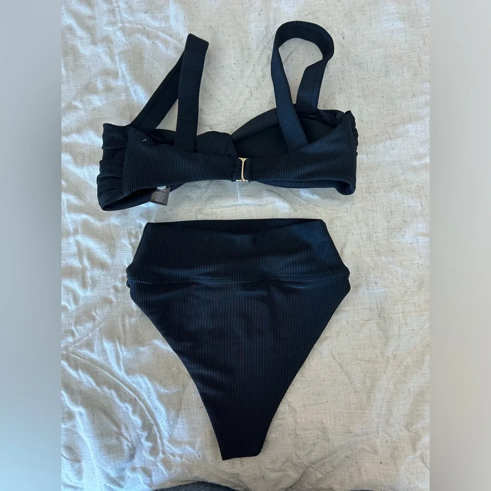Beach Riot Bikini Set - Picture 5 of 6